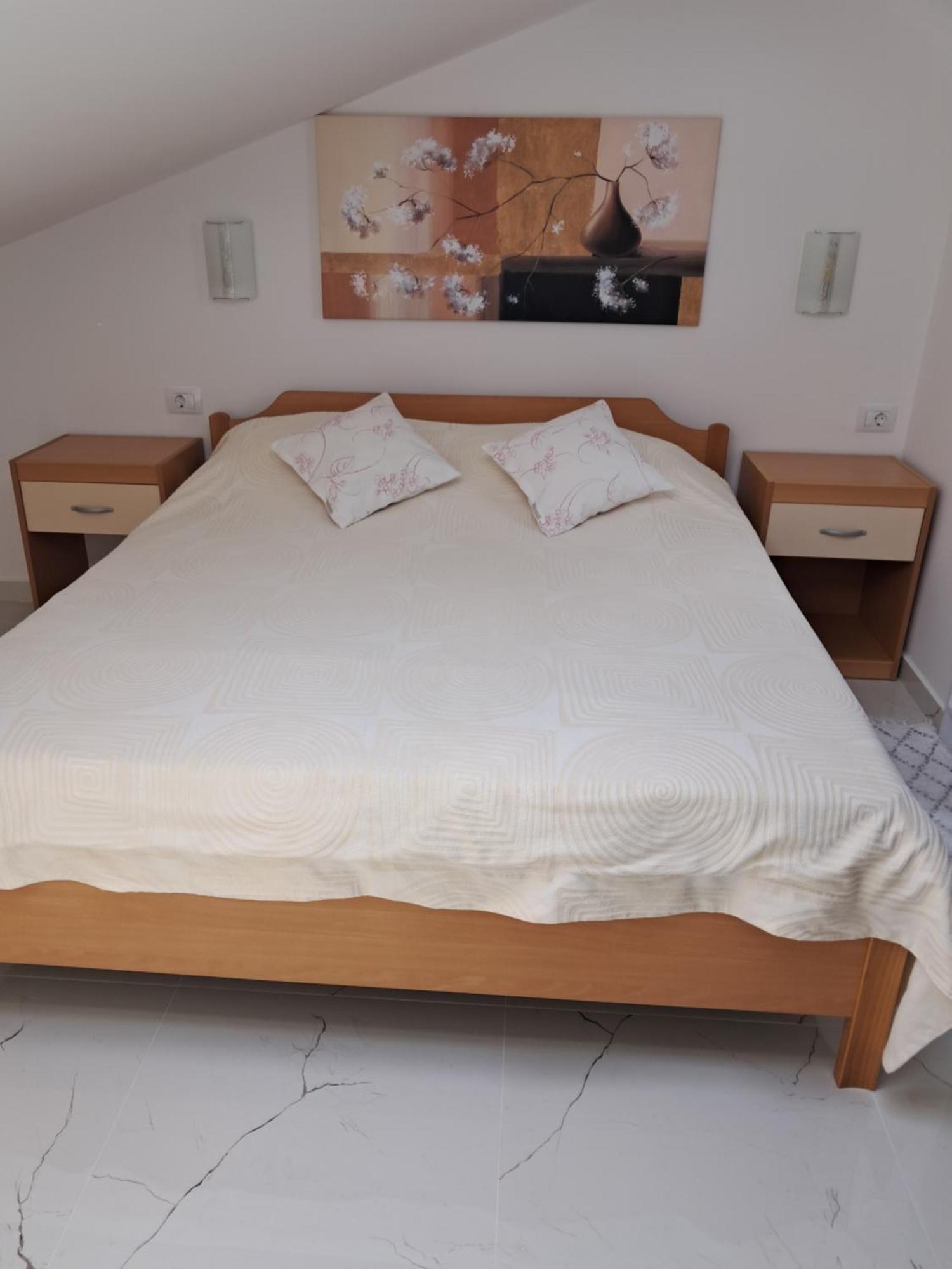 Studio Apartman Nega 2 روفينج المظهر الخارجي الصورة